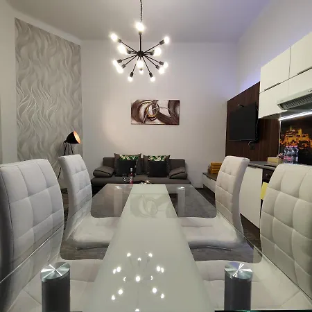 Dolce Lux Apartment Budapest
